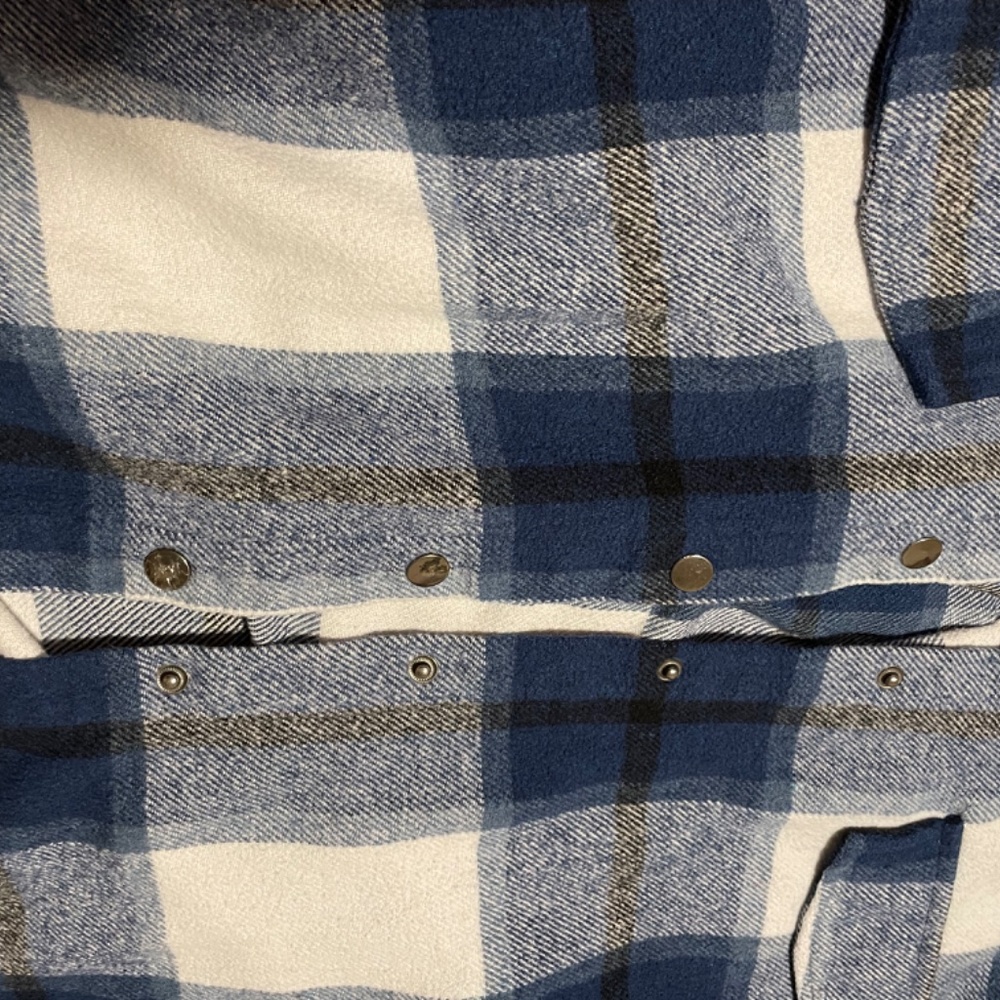 Shacket - Picture 5 of 8